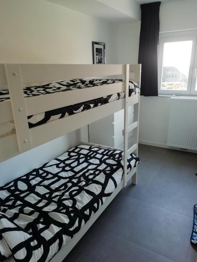 Appartement Dicht Bij Zee Ostenda Esterno foto