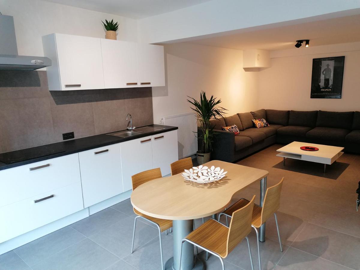 Appartement Dicht Bij Zee Ostenda Esterno foto